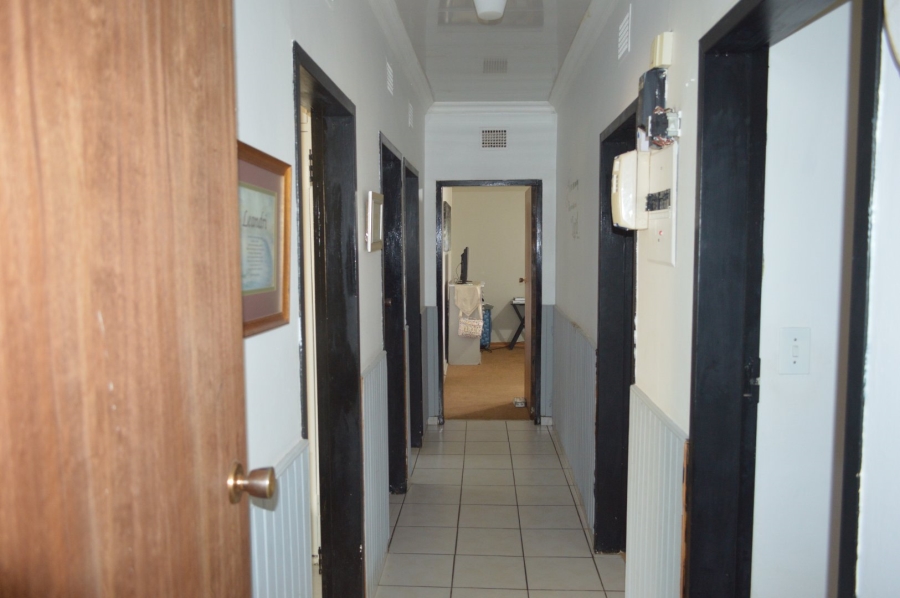 4 Bedroom Property for Sale in Flamwood North West